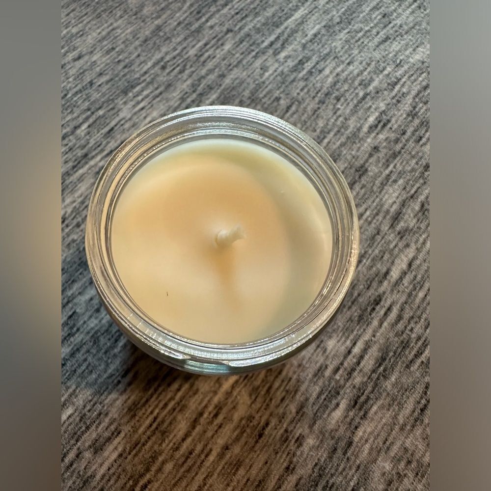 FRESH CUT LILACS Single Wick Candle - Picture 2 of 4